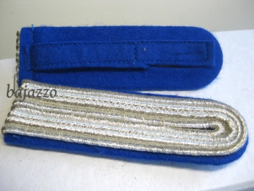 Schulterstücke vier - streifig blau-silber